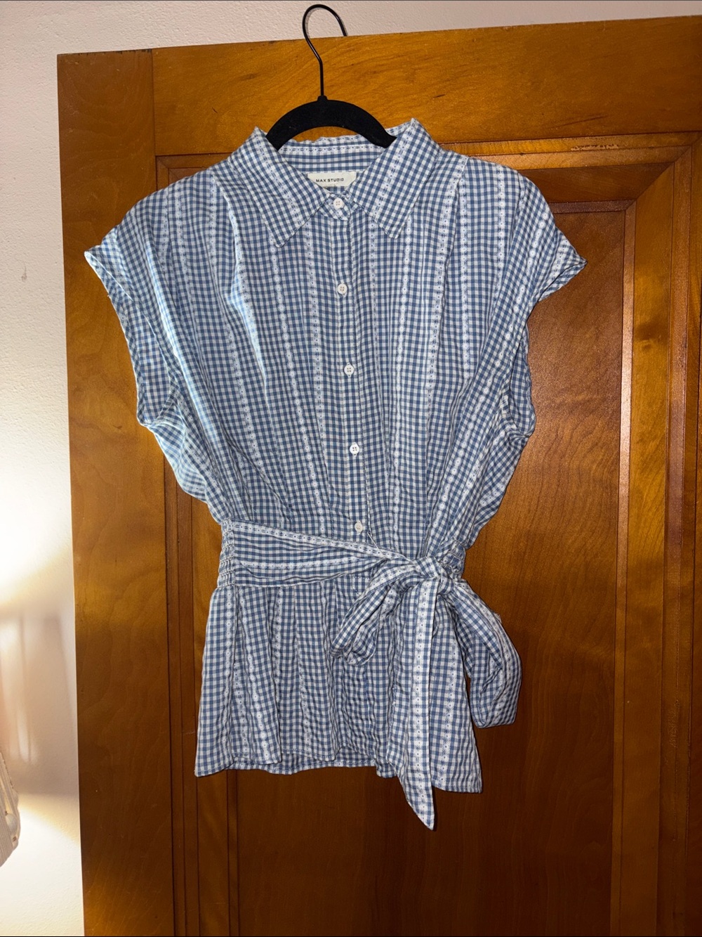 Max Studio Blue and White Gingham Tie-Waist Button-Down Top; sleeveless; M